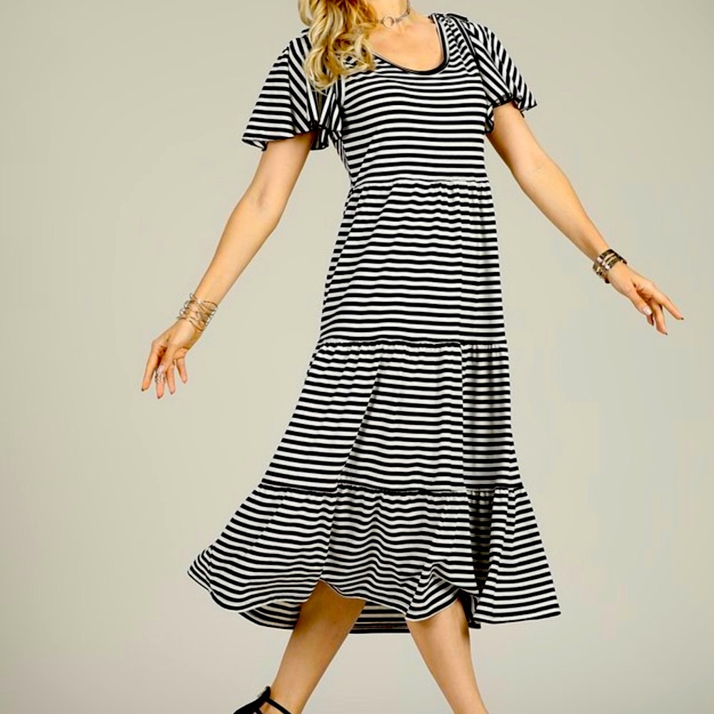 Rare Find! Suzanne Betro Black White Striped Flowy Midi Dress Ruffle Sleeve S - Picture 4 of 16